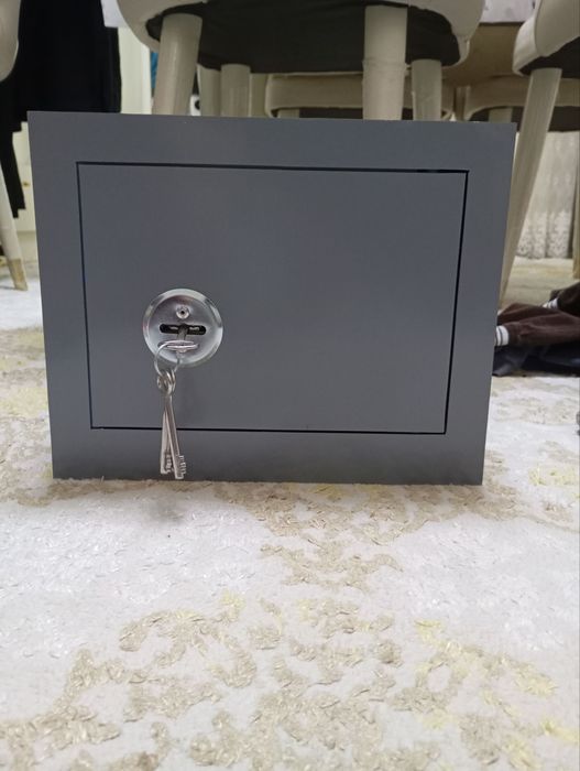 Сейф Новый 250000