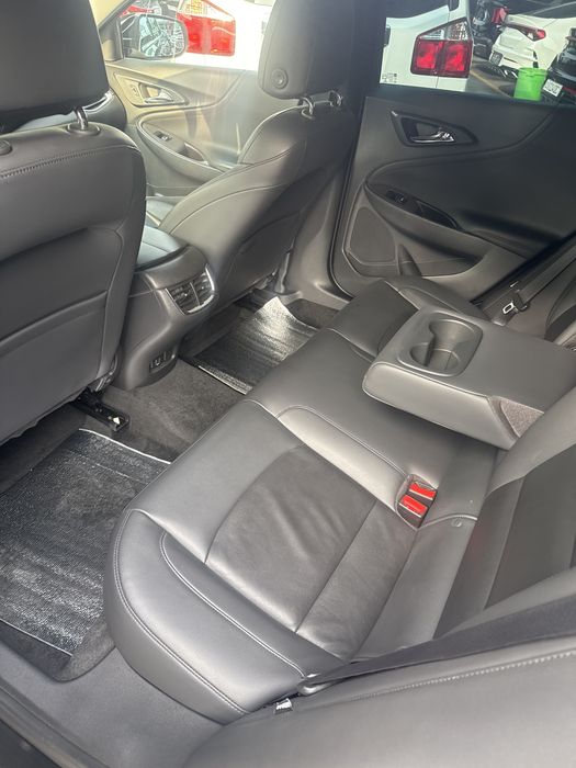 malibu 2 atmasferni 2.4 litr qora 2018 yil