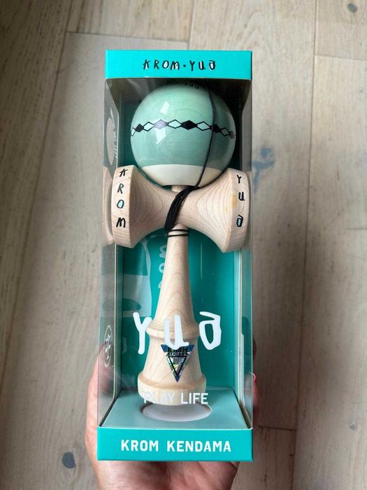 Kendama Krom YUA Green Sig Mod