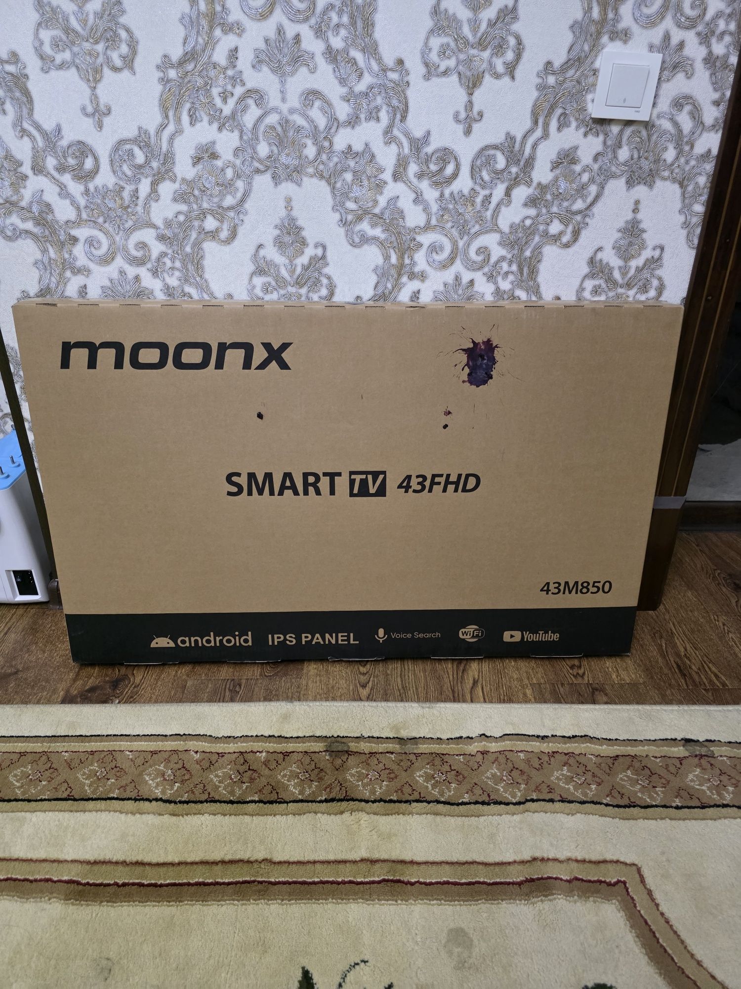 Продаётся телевизор Moonx 43 Smart TV новый