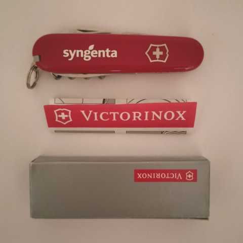 Швейцарско ножче Vicrtorinox с 11 функции