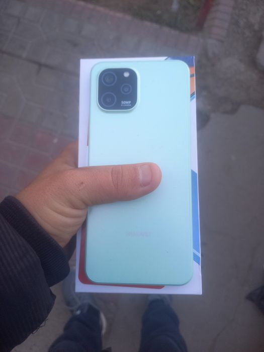 Huwaei Nova Y61 64GB Sotiladi