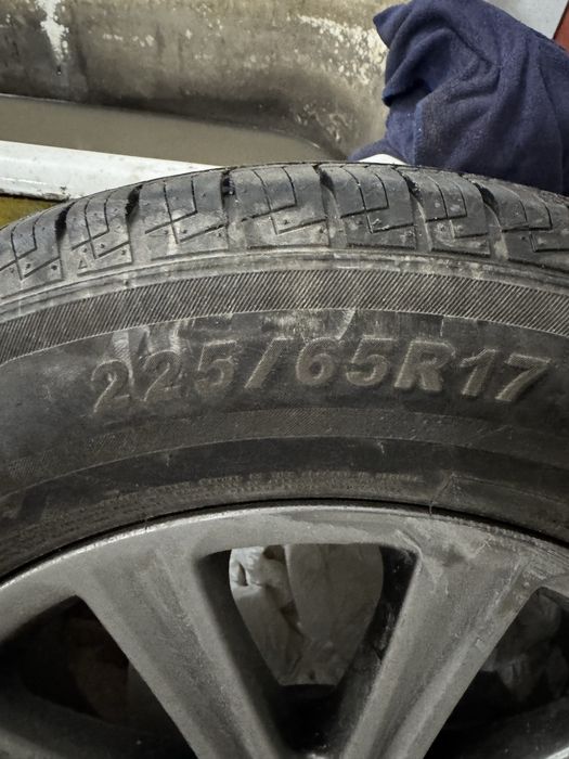 Летний шины 225/65 R17 2 шт.