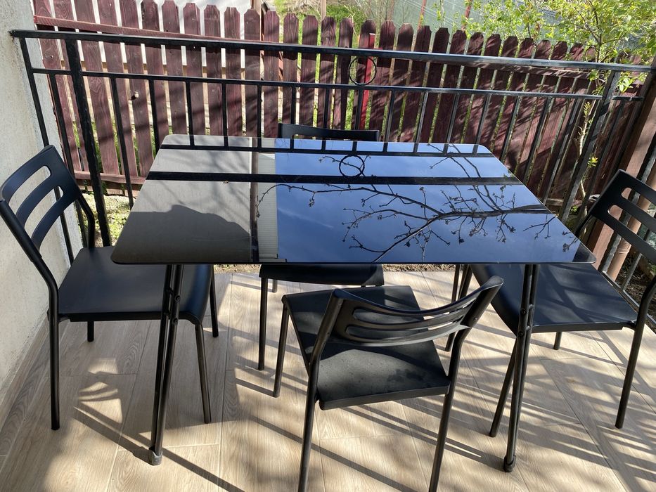 Masa terasa cu scaune