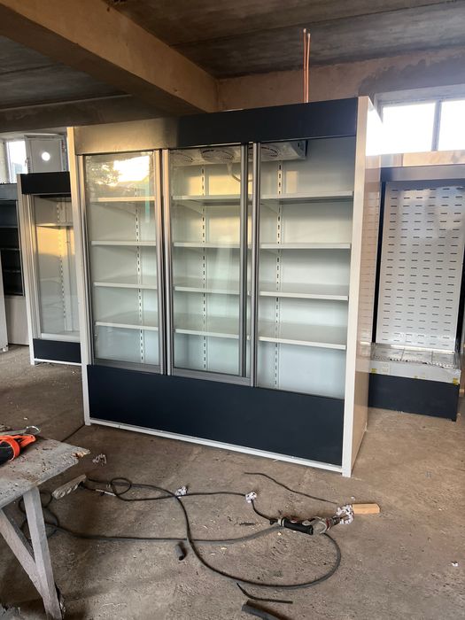 Витриннаые Холодильники