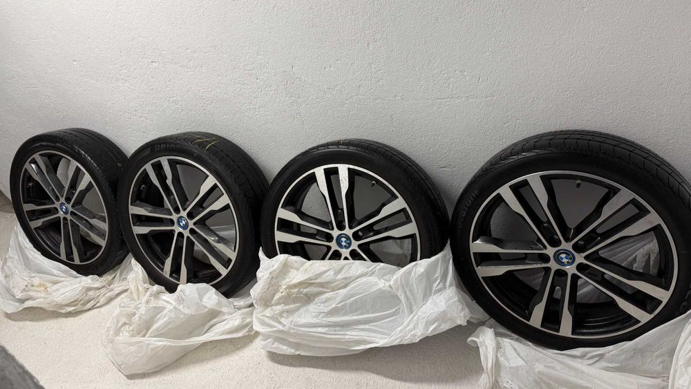 Продавам джанти 20" с гуми за bmw i3