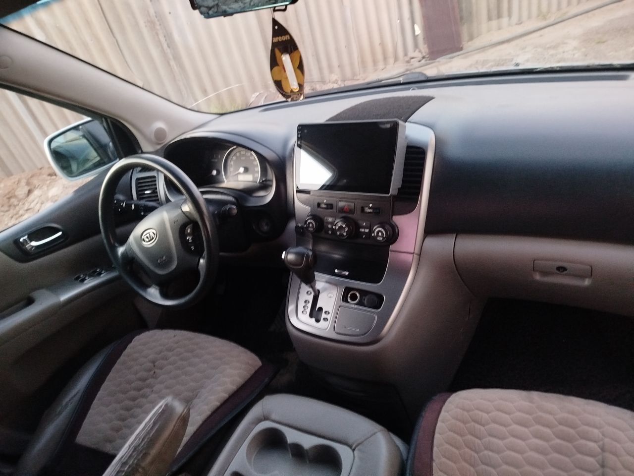 Kia karnival yaxshi sostiyanada