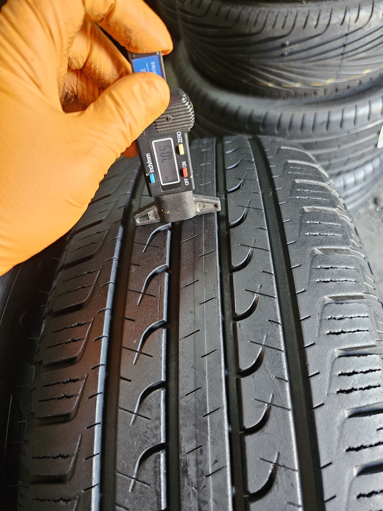 2 anvelope vara 235 65 17 Goodyear 7mm 2019