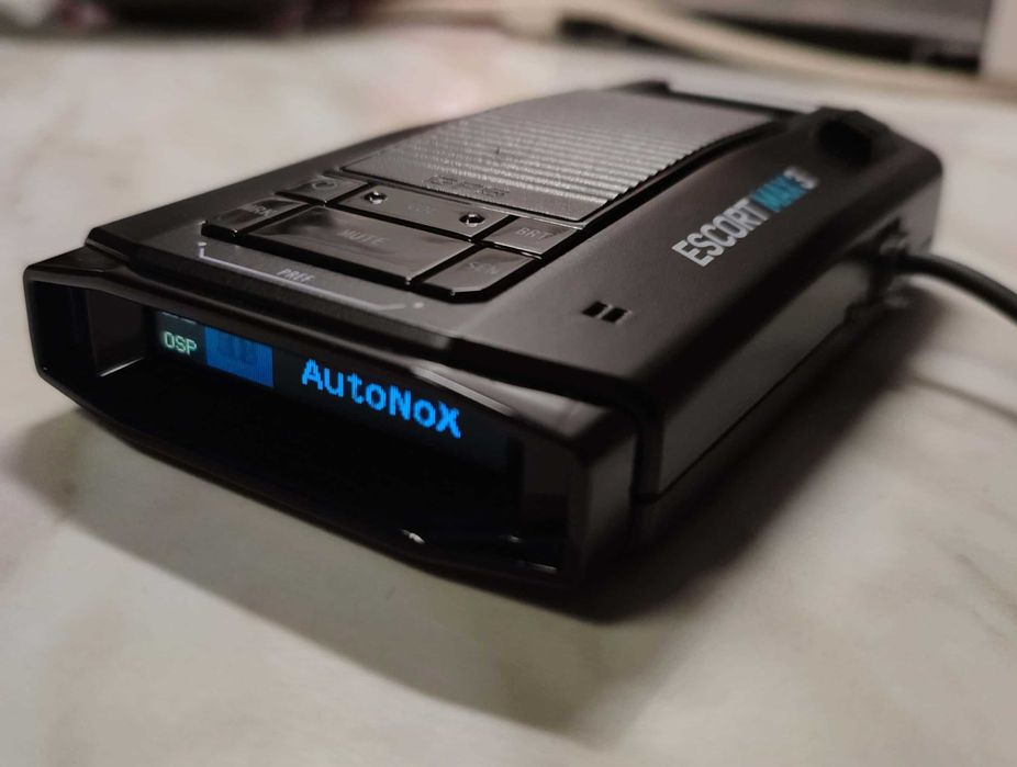 Detector radar Escort Max 3 folosit GPS autoinvatare oled color