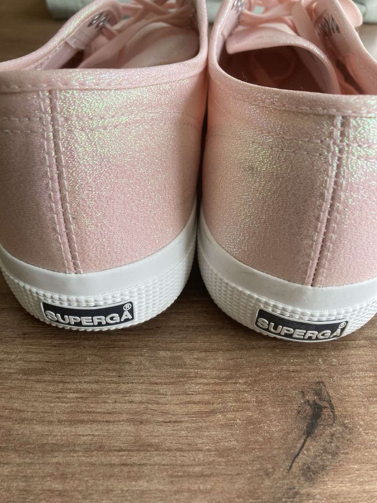 Дамски кецове SUPERGA