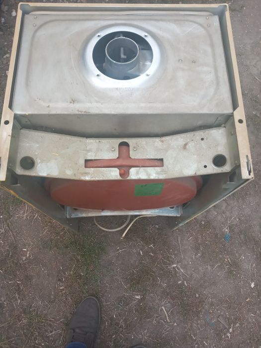 Vând termoteca pe gaz