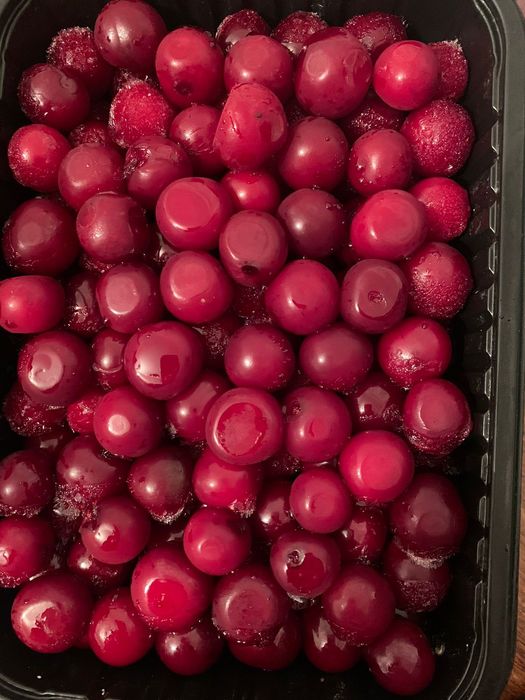 Замороженная вишня