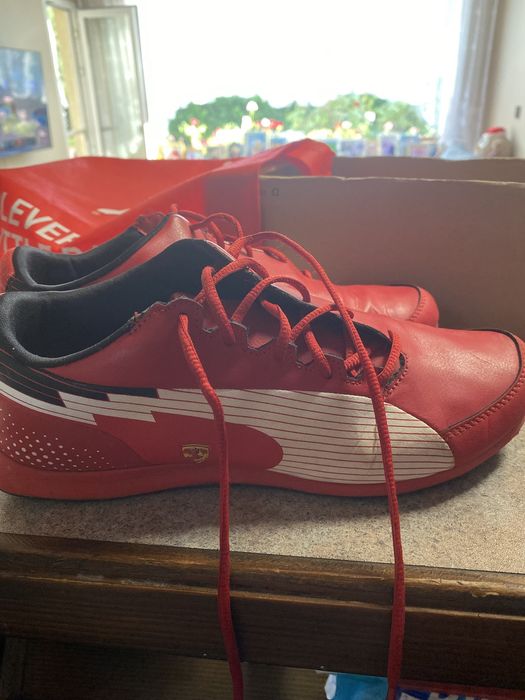 Маратонки Ферари