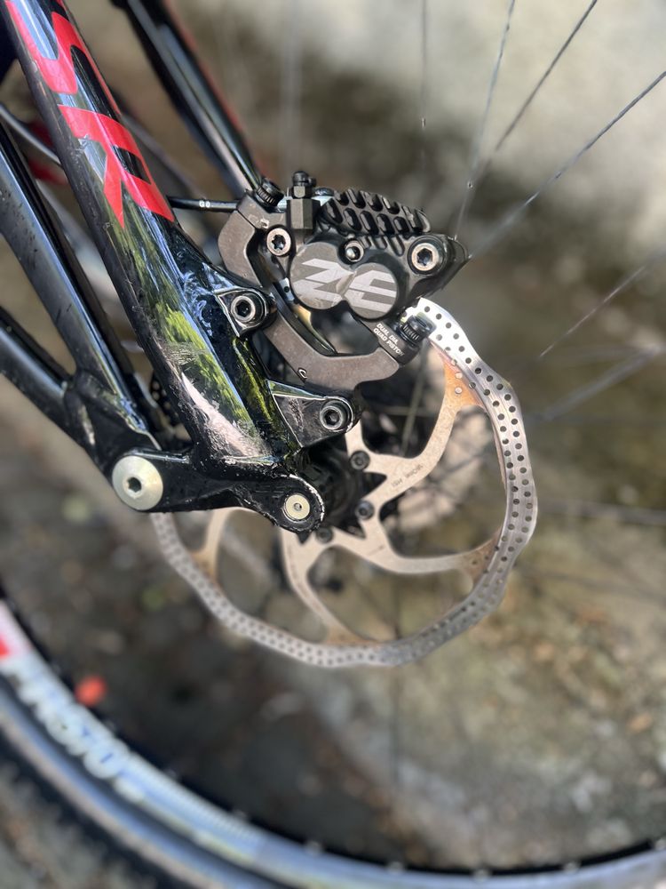 Dh колело specialized demo 8