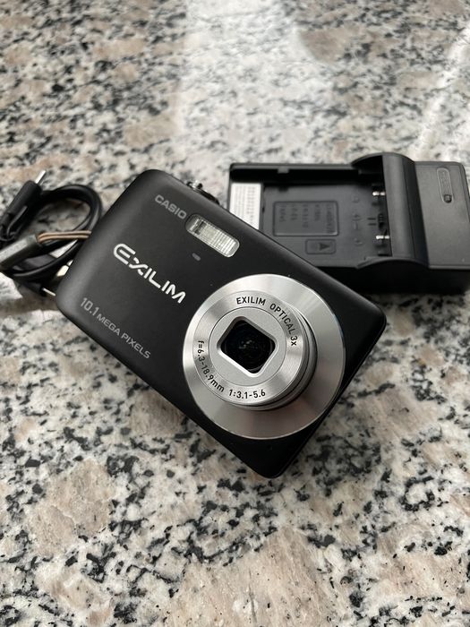 Aparat foto digital CASIO Exilim EX-Z33 Black Digital Point & Shoot