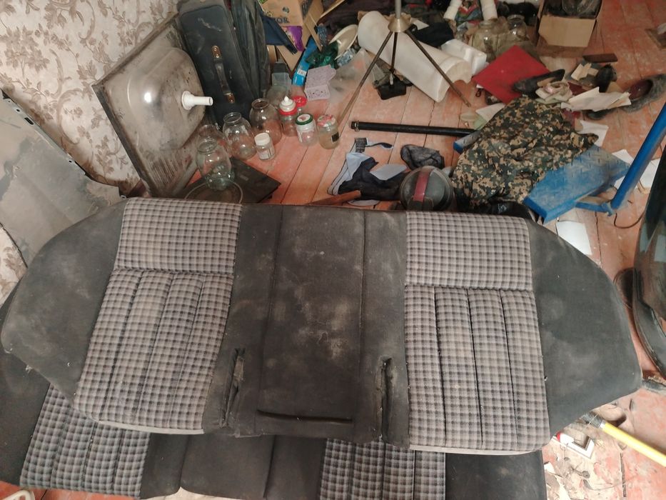 Мерседес задний сиденье