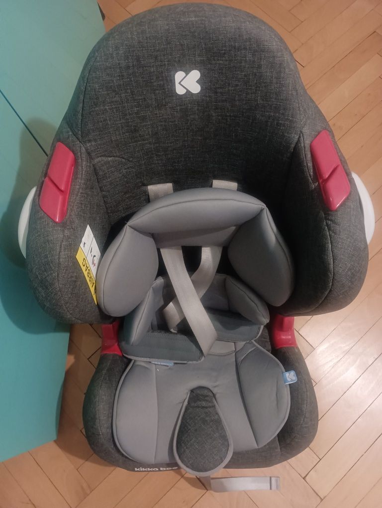 Стол за кола (0-25 кг)