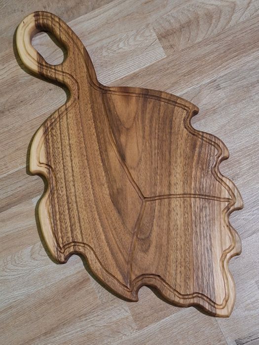 Плата за мезета от орех