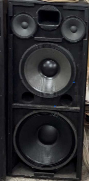 Професионална  озвучителна система с мощност 20 Kw