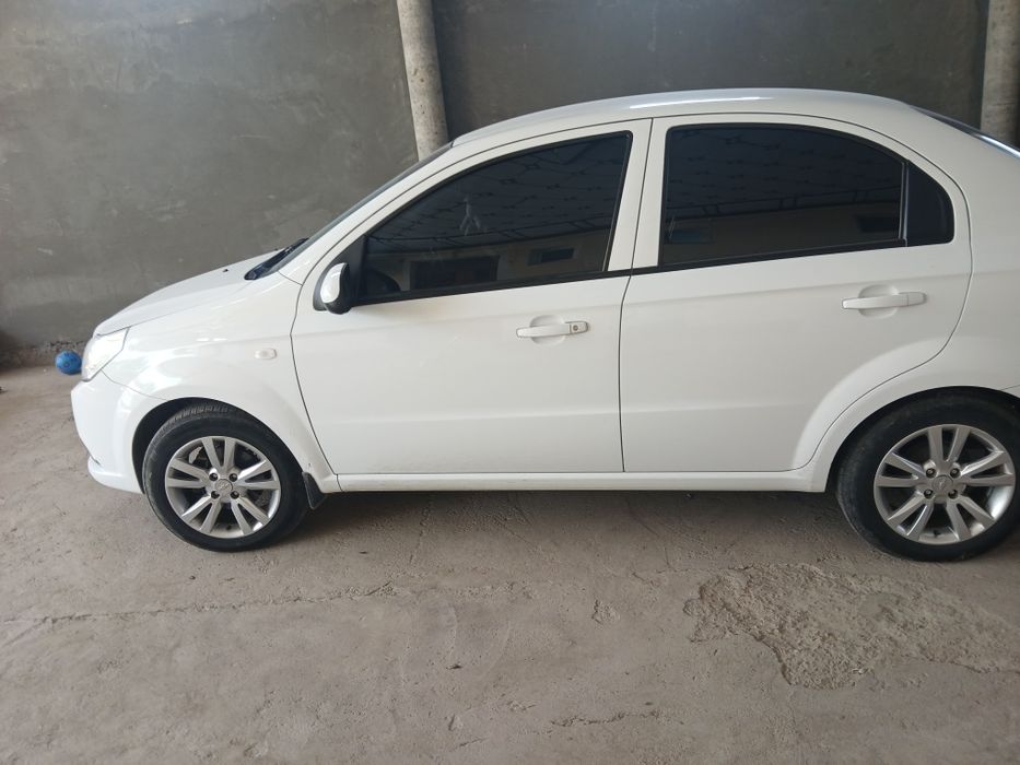 R15 diska sotiladi