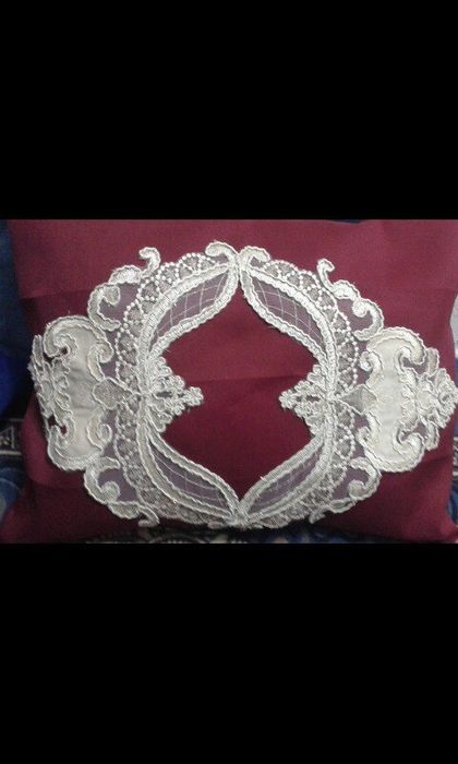 Мягкие декоративные подушки ручной работы