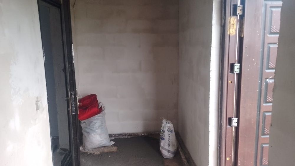 Продам времянку .