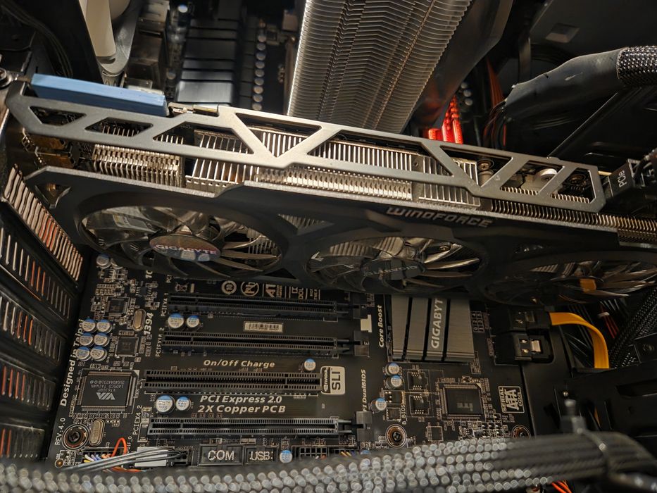 Vand placa video Gigabyte Radeon R9 280X