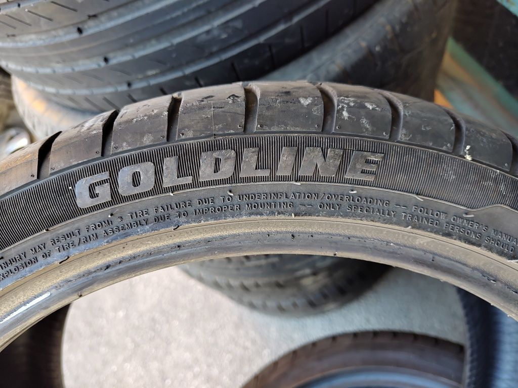 Продавам 2 летни гуми 225/40/18 Goldline