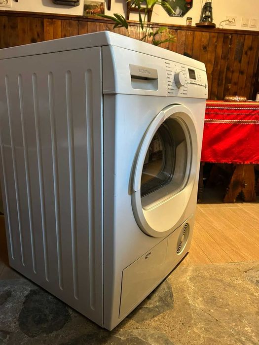 Кондензна сушилня Siemens модел WT46S510