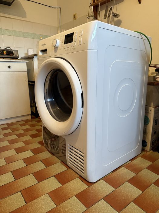 Сушилна Whirlpool 7KG