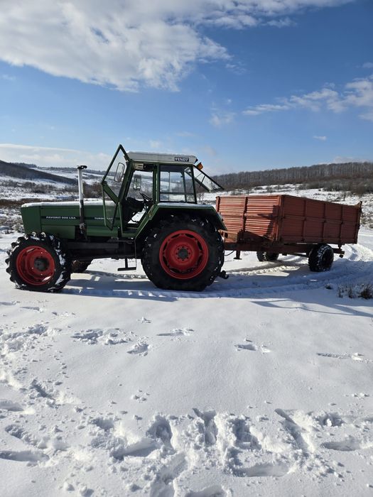 Remorcă basculabila