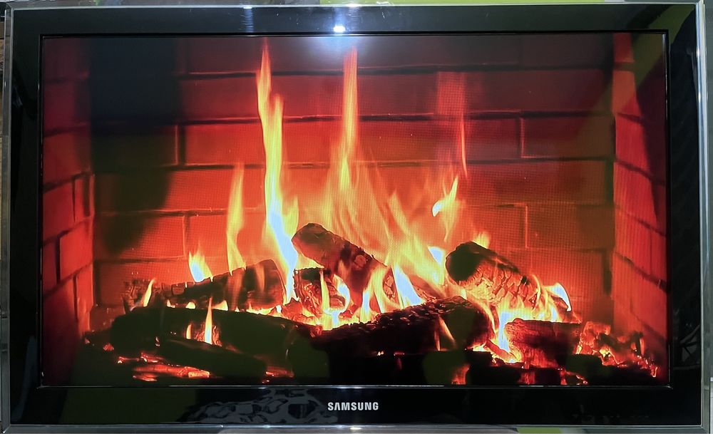 Телевизор Samsung 37”