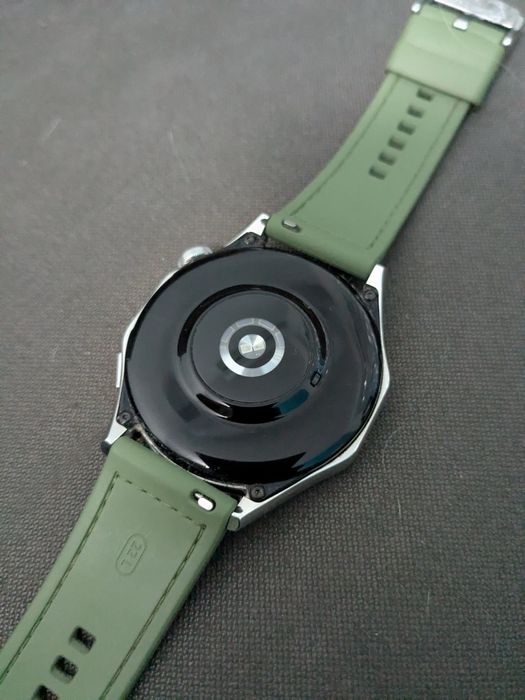 Наручные часы Huawei GT4