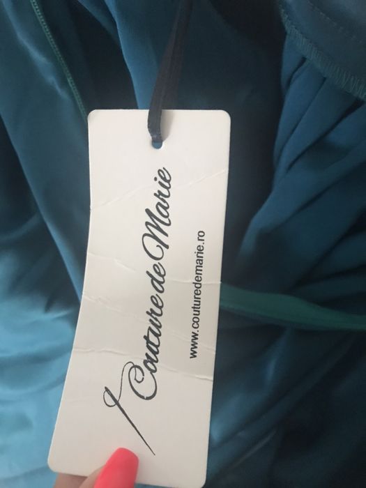 Rochie eleganta in doua culori superba