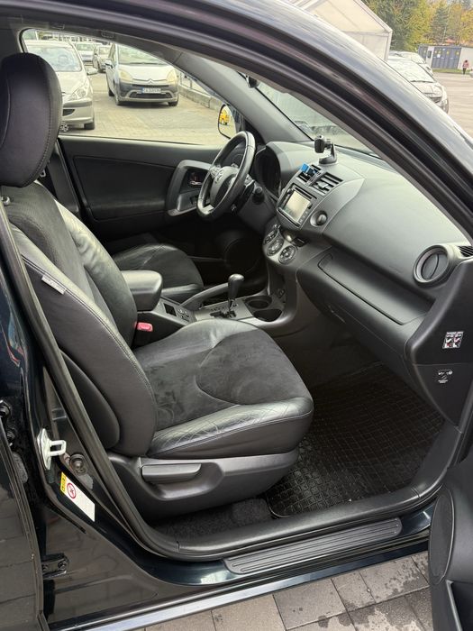 Toyota Rav4 2.2 D 150кс. Facelift 4x4 Автоматик