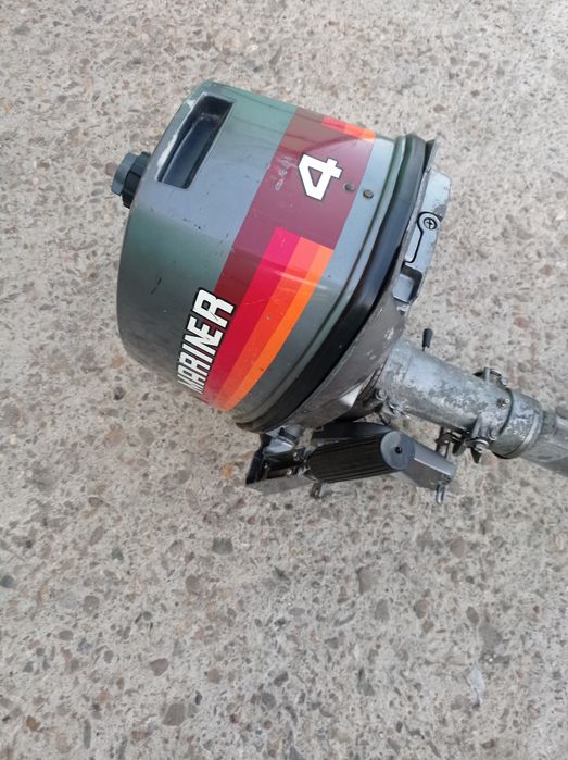 Двигател за лодка Маринер 4 к.с.