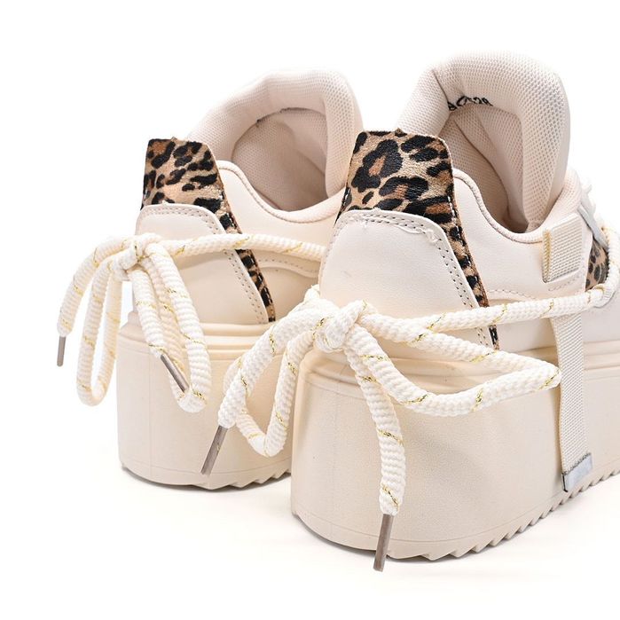 Дамски кецове с висока подметка