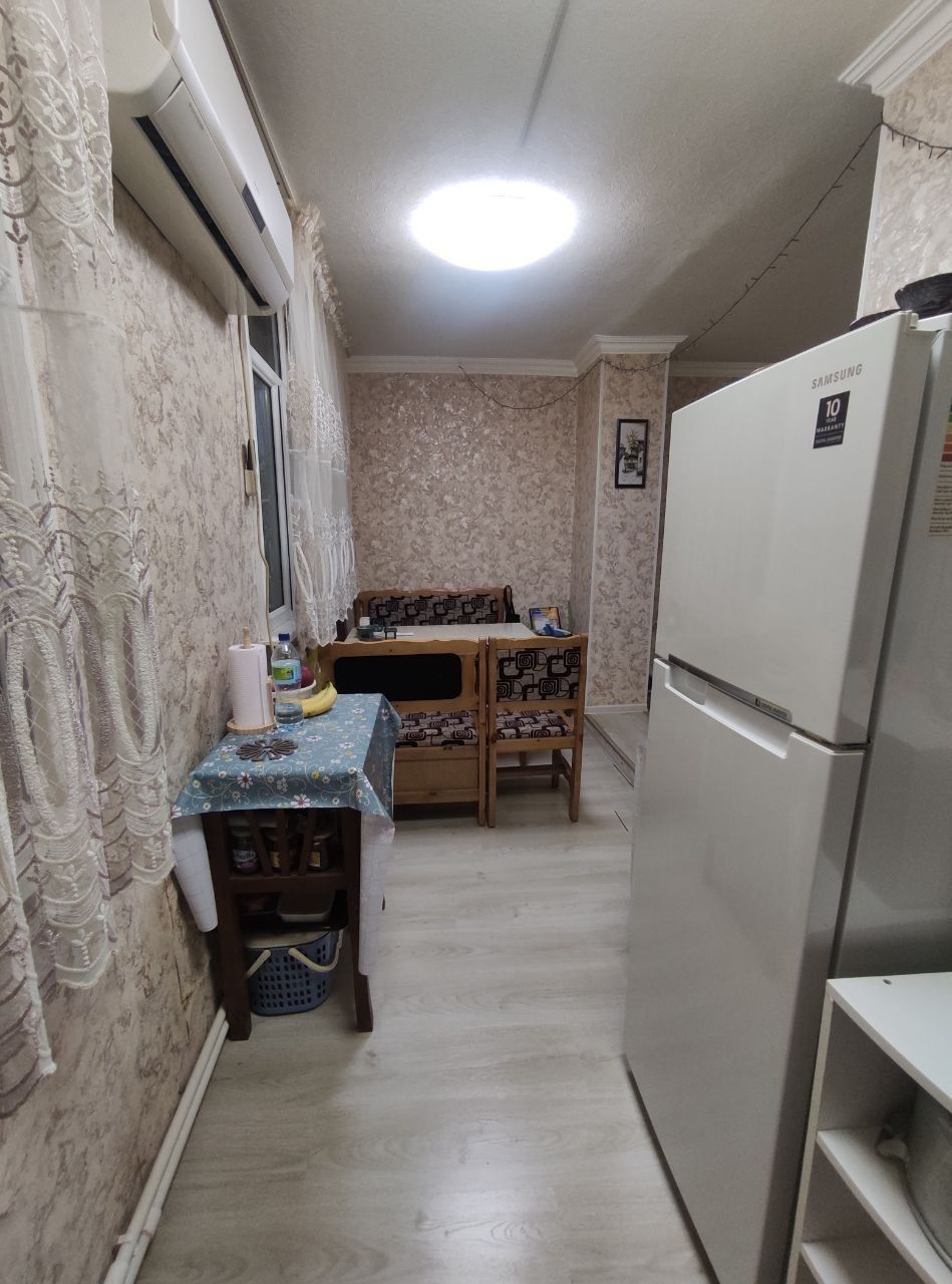 Продам срочно квартиру Шайхонтохур район 2в3 Актепа