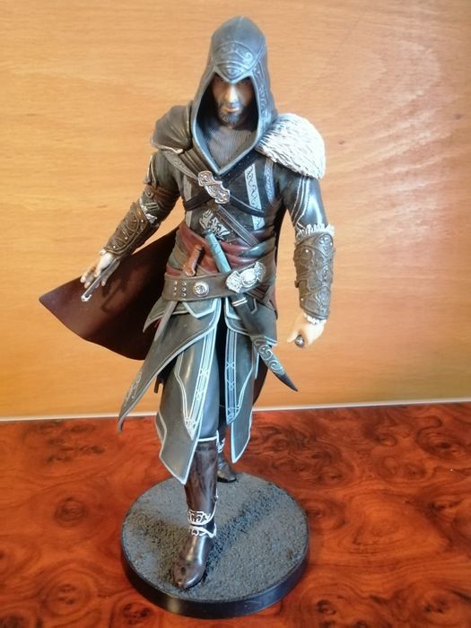Figurine assassis creed