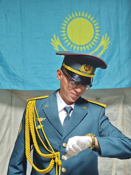 Продам военную парадную форму
