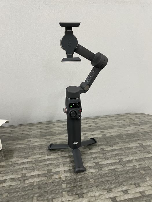 Стабилизатор Стедикам DJI Osmo Mobile 7 Plus