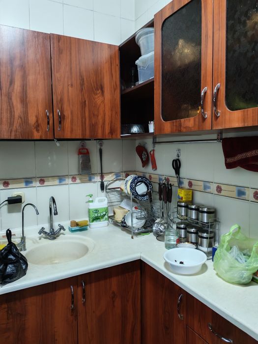 Продаю Срочно 4/2/5 Юнусабад 19 евро ремонт. 2ой зал. 87000 уе.