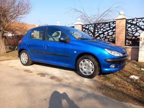 Peugeot 206 albastru