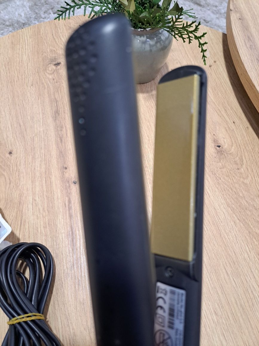Преса GHD (оригинал)