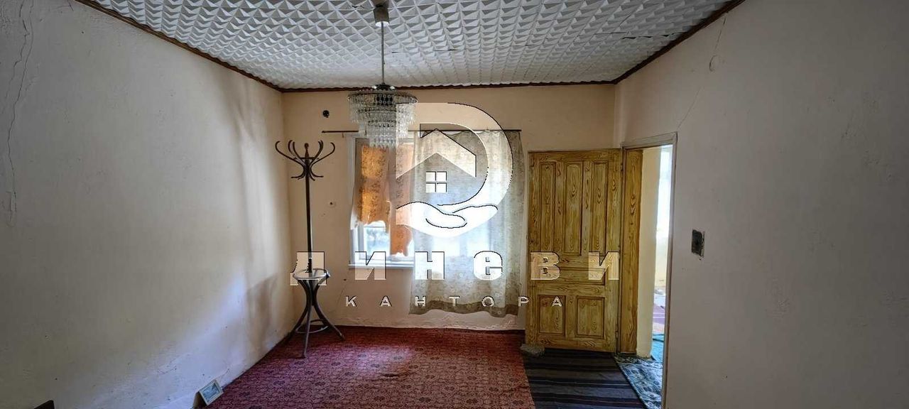 Продава се Къща в с. Сърнево, Област Стара Загора - 222 кв.м за 149 €/кв.м - Снимка #3