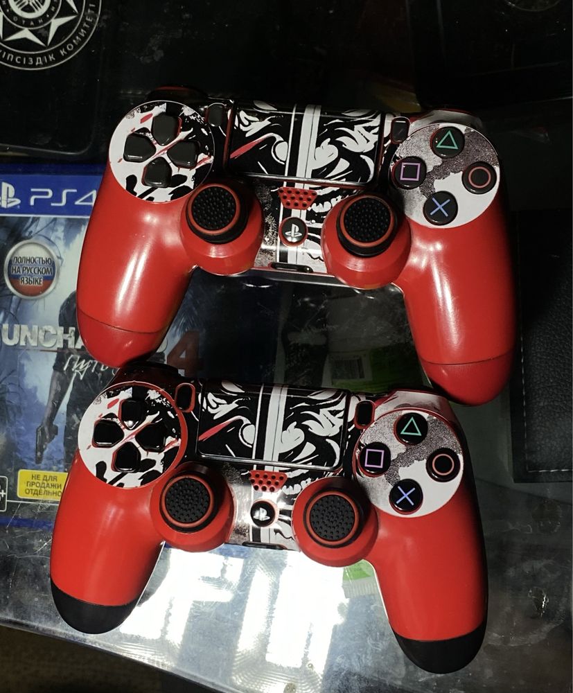 Продам PlayStation 4