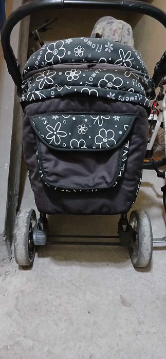 Детска количка , закупена от Англия