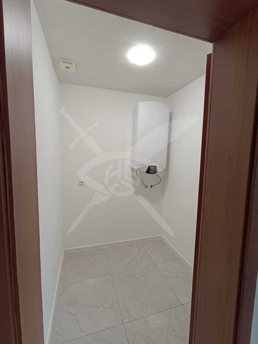 Продава се Тристаен апартамент в Варна, м-т Траката - 121 кв.м за 1885 €/кв.м - Снимка #10