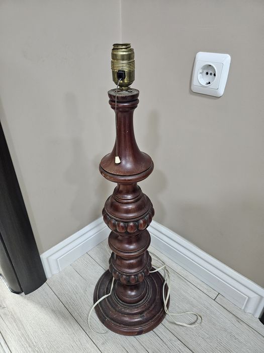 Стара ретро лампа