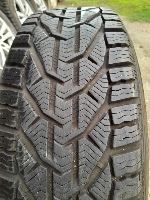 Vand set de Jante r17 cu amvelope de iarnă